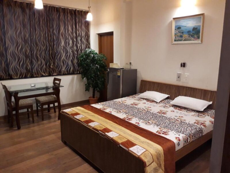 Deluxe - Double Bed - Image 4